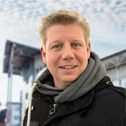 Herr Peter Dommers Geschäftsführung